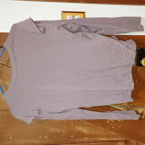 Ruffle T Shirt - Picture 4 of 4